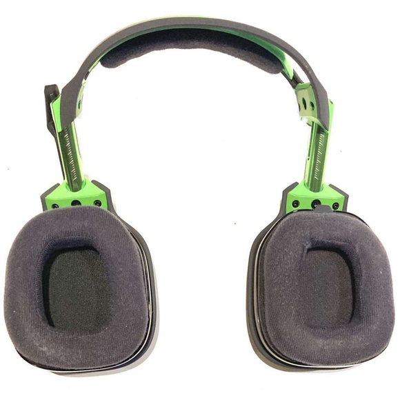 Astro A50 Gaming Headset W/ Basestation, Wireless- Xbox One/PC. - Picture 3 of 6